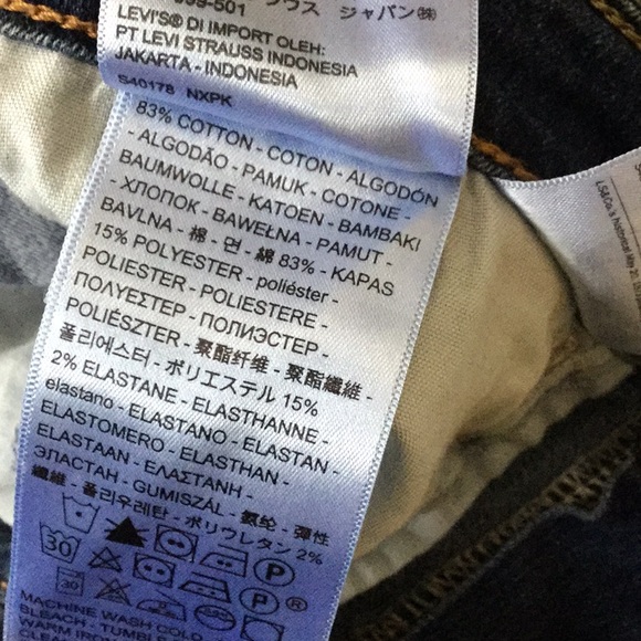 Levis - Picture 5 of 6